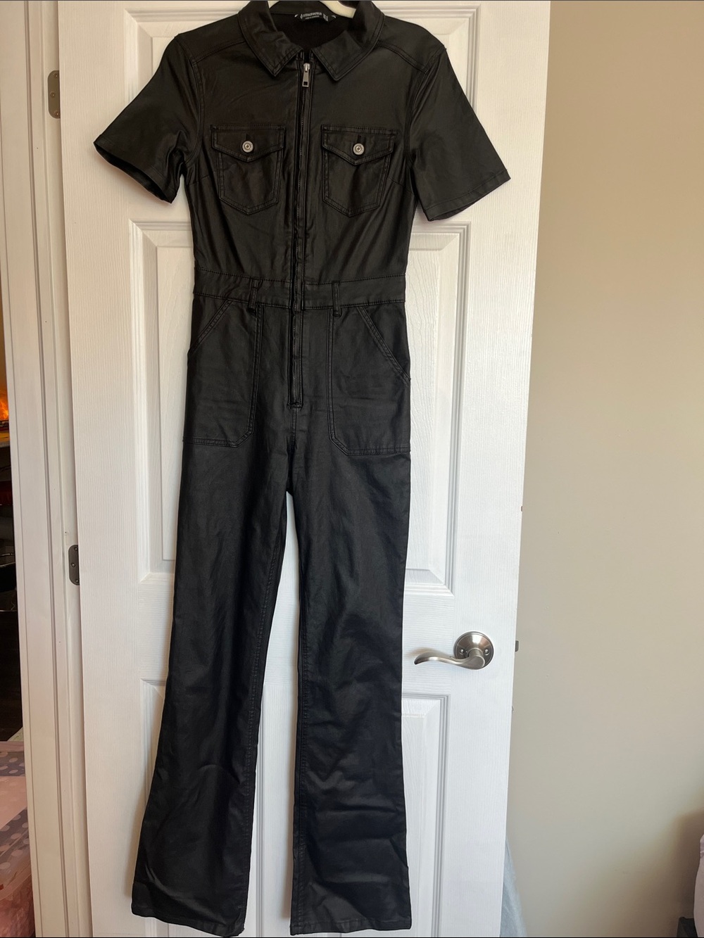 stradivarius Black Short-Sleeve Utility Jumpsuit with Front Zip